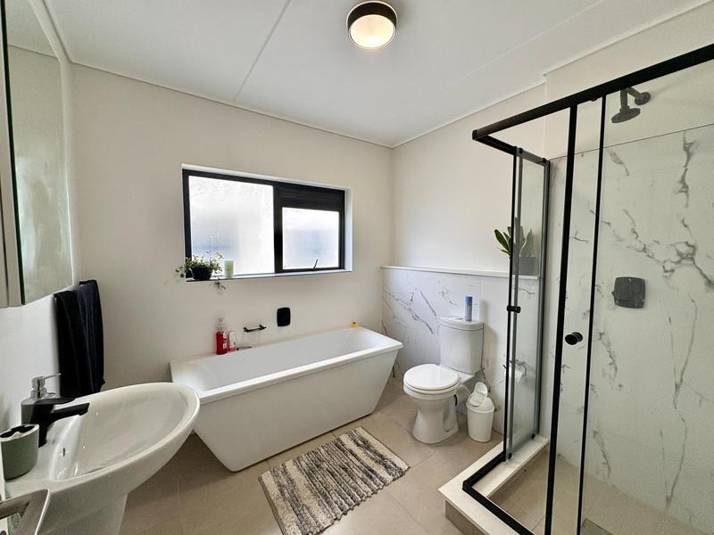 To Let 3 Bedroom Property for Rent in The Huntsman Western Cape